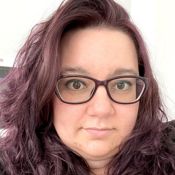 Meet your Posher, Marla - Picture 1 of 1